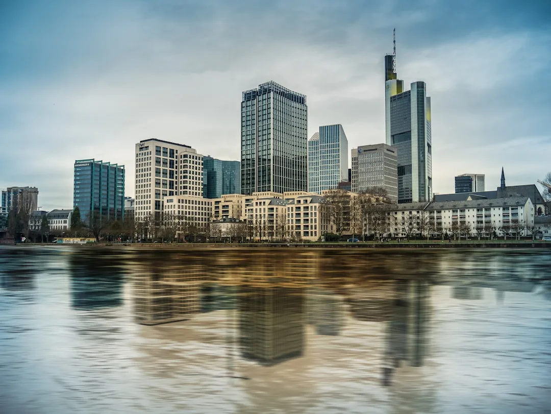 Frankfurt panoramasi — UzAirDesk aviachiptalar