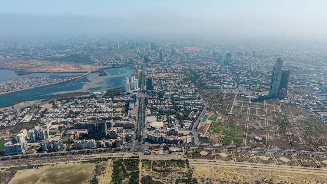 Karachi manzarasi — arzon aviachiptalar UzAirDesk
