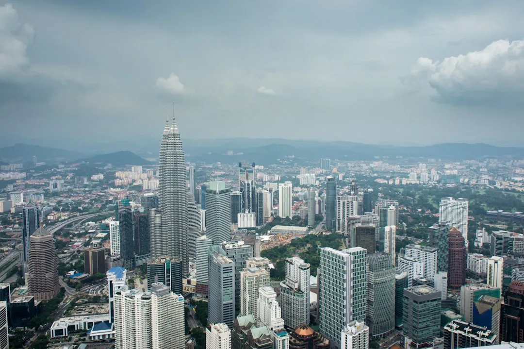 Kuala-Lumpur ko'chalari — Malayziya vizasi