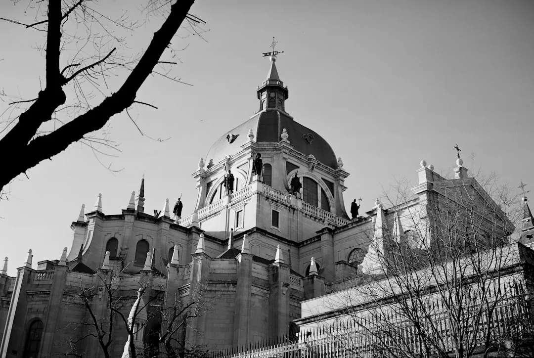 TAS → MAD — Madrid parvoz
